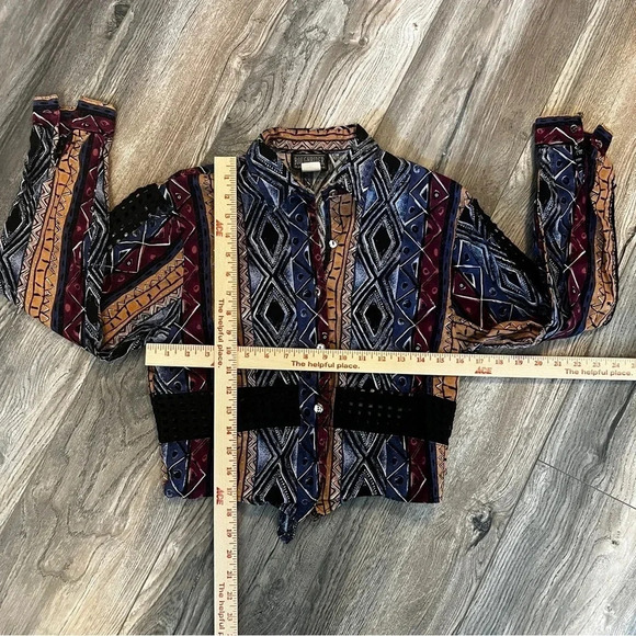 vintage ROUGHRIDER BY CIRCLE T Women’s Cropped Western Button Up Shirt - Size M - Picture 8 of 8